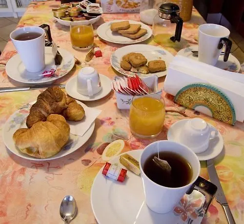 Augusta Taurinorum Alojamento de Acomodação e Pequeno-almoço 2*